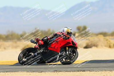 media/Feb-06-2025-Racers Edge (Thu) [[c17ed6f7b1]]/2-B Group/Session 2 (Turn 16)/